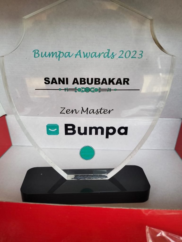 Acrylic award plaques in Nigeria
